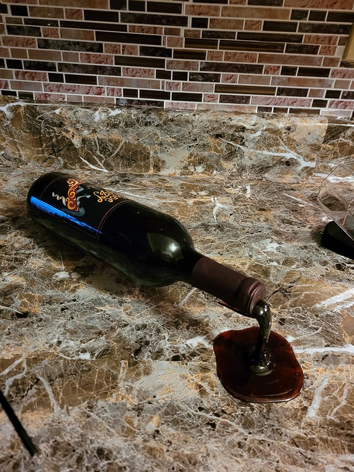 Bottle Holder Illusion